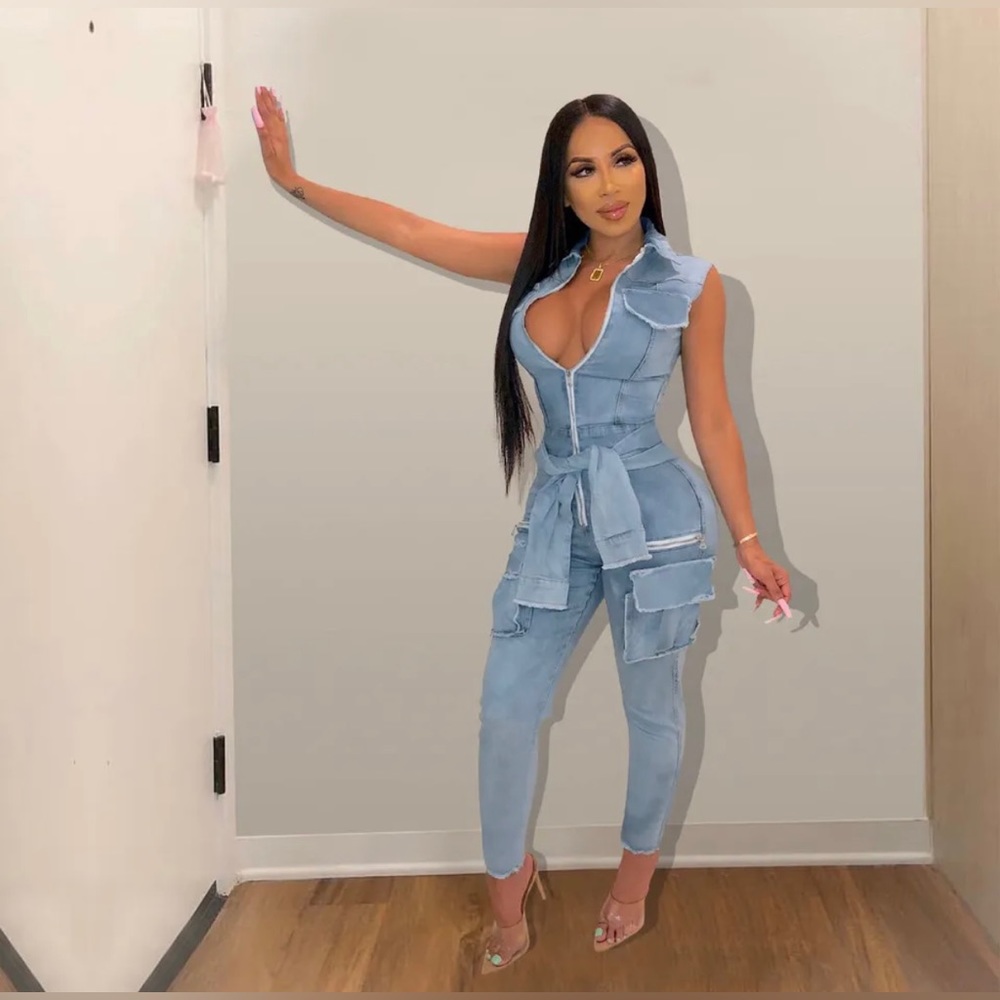 Turn Down Collar Jumpsuit S,M,L